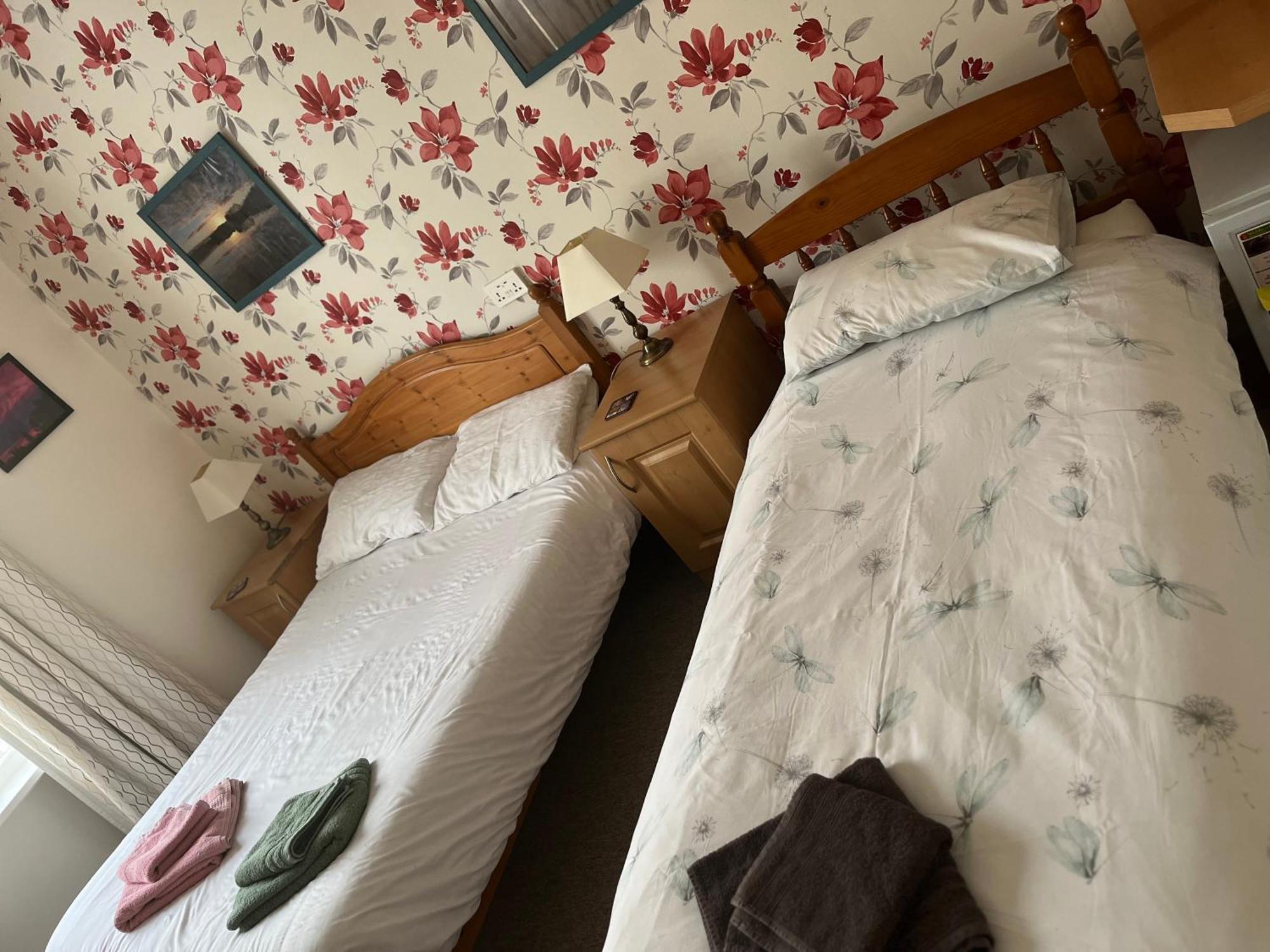 Webb'S Of Glomel Bed & Breakfast エクステリア 写真