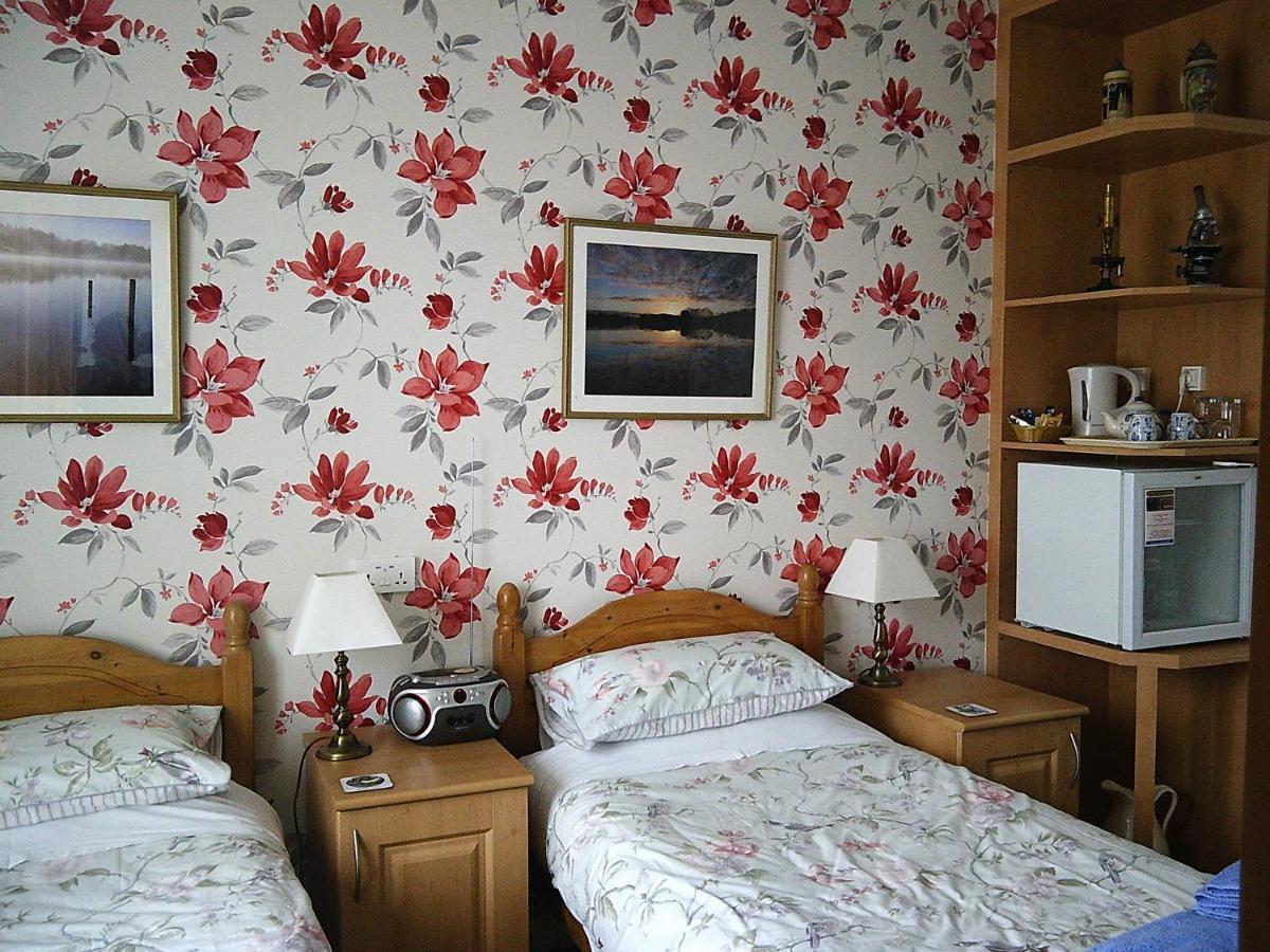 Webb'S Of Glomel Bed & Breakfast エクステリア 写真